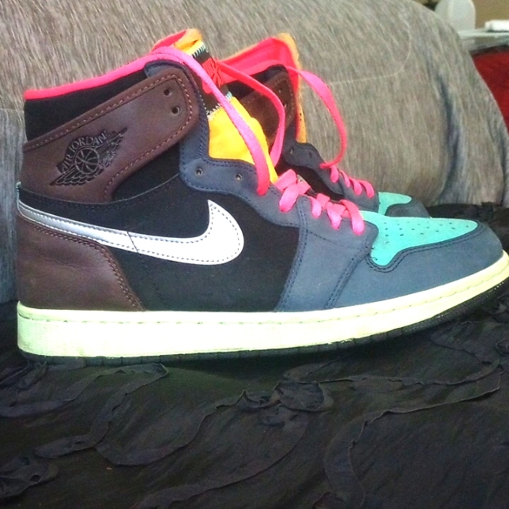 Nike Air Jordan 1 Retro High Biohack high top sneakers